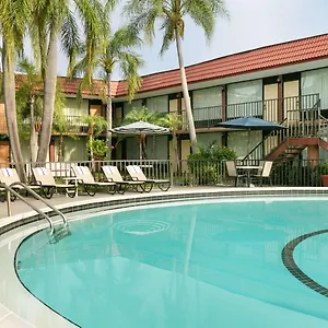 ** Hotel Days By Wyndham Clearwater/central United States