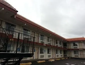 奥罗拉骑士酒店 美国