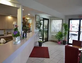 奥罗拉骑士酒店